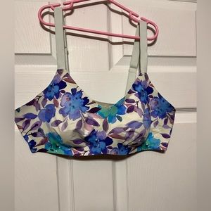 Knix Padded V-Neck Bra - Thin Strap-Size 5
